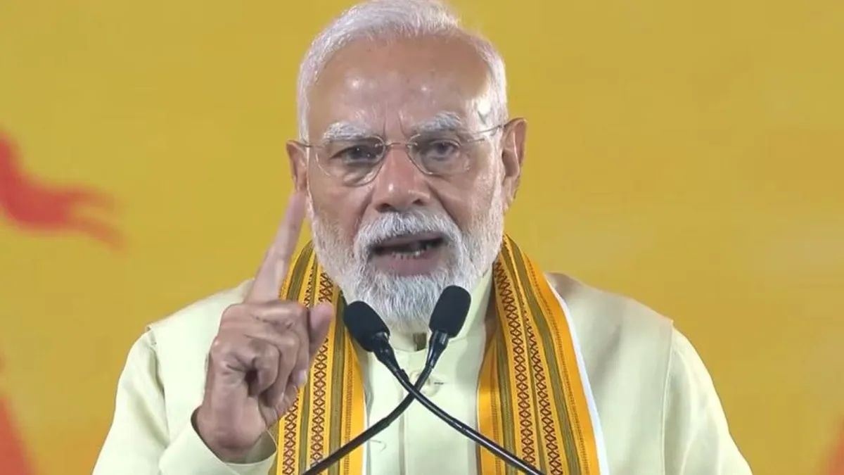 दशहरा समारोह में पीएम मोदी बोले- समाज को बांटने वाले देश के दुश्मन, सभी दल एकजुट हों
