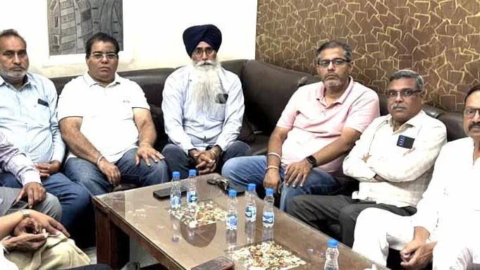 राइस मिलर्स की हड़ताल समाप्त, फगवाड़ा मंडी में धान की खरीद और लिफ्टिंग जारी: कुलवंत राय बब्बी