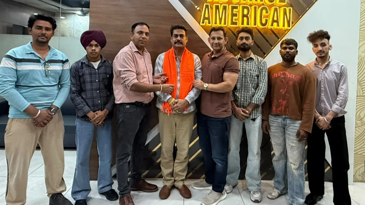 जिला भाजपा उपाध्यक्ष बनने पर विकास मनकोटिया का भव्य सम्मान