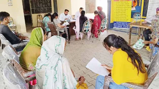 युद्ध नशे के विरुद्ध अभियान के तहत लगाए रोजगार जागरूकता सेमिनार व प्लेसमेंट कैंप